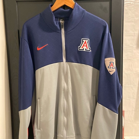 University of Arizona Nike Dri-Fit Full-Zip Jacket - Picture 1 of 3